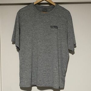 Patagonia Short-Sleeve Trail Running Tee in Heather Grey men’s large